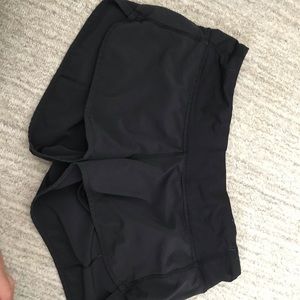Size 4 black lulu shorts
